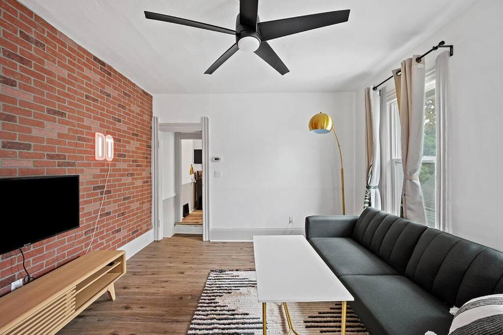 Center Of Little Italy #4 Apartment Cleveland Exterior photo
