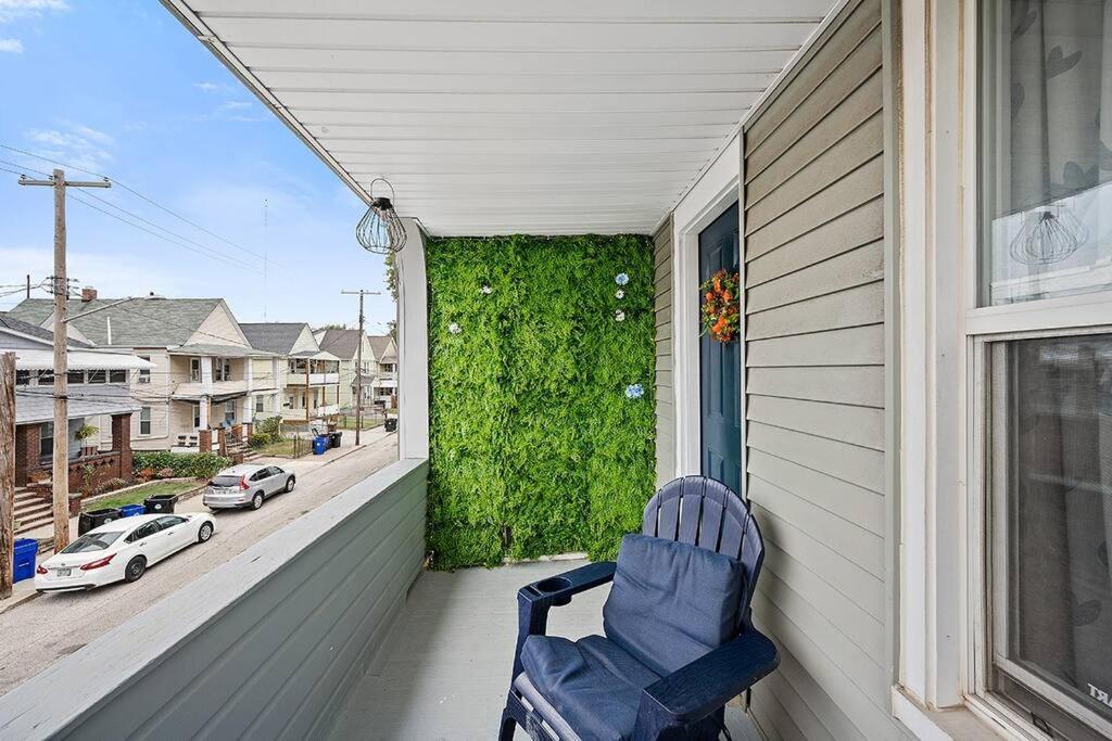 Center Of Little Italy #4 Apartment Cleveland Exterior photo